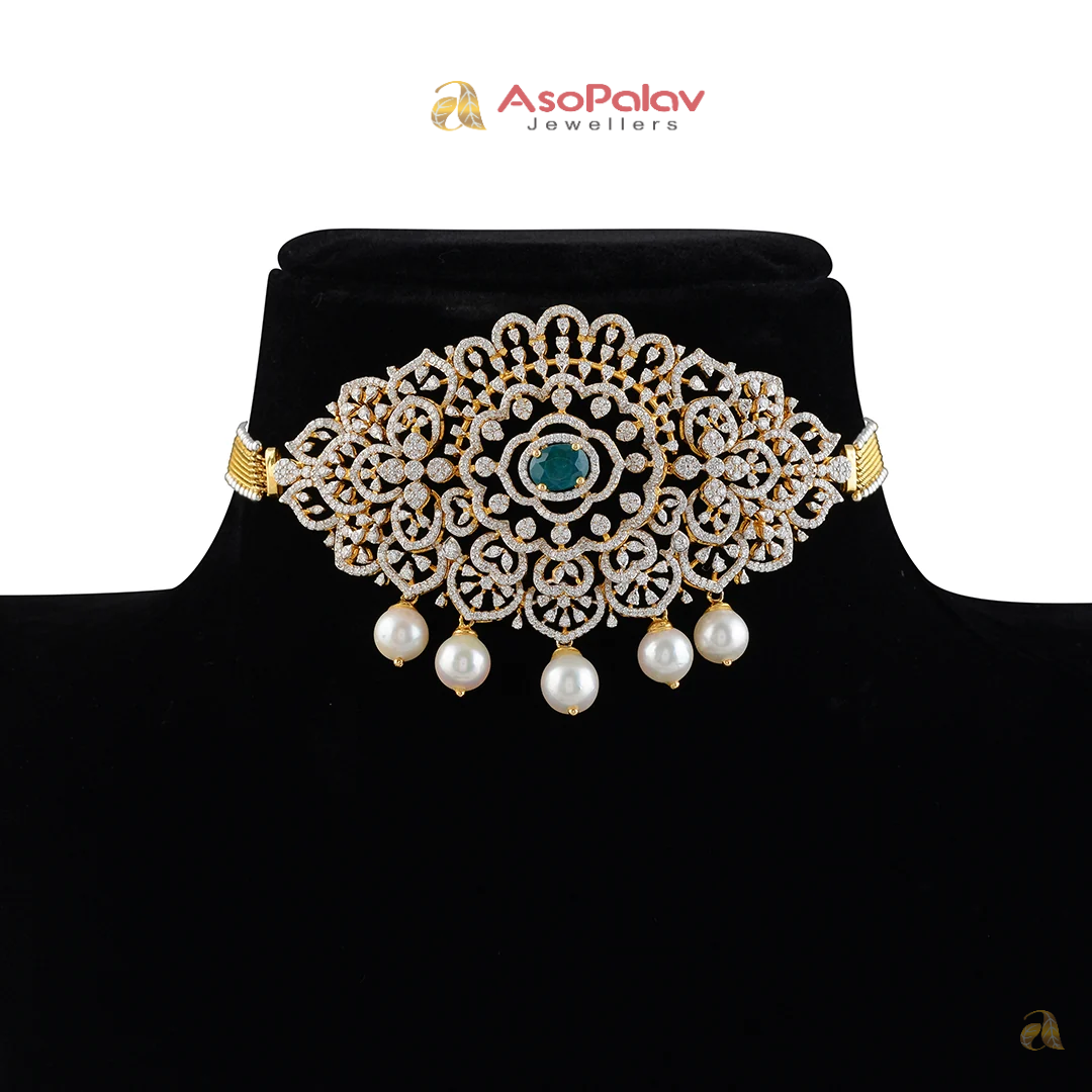 Floral Diamond Bajuband in 18K Gold with VVS Diamonds
